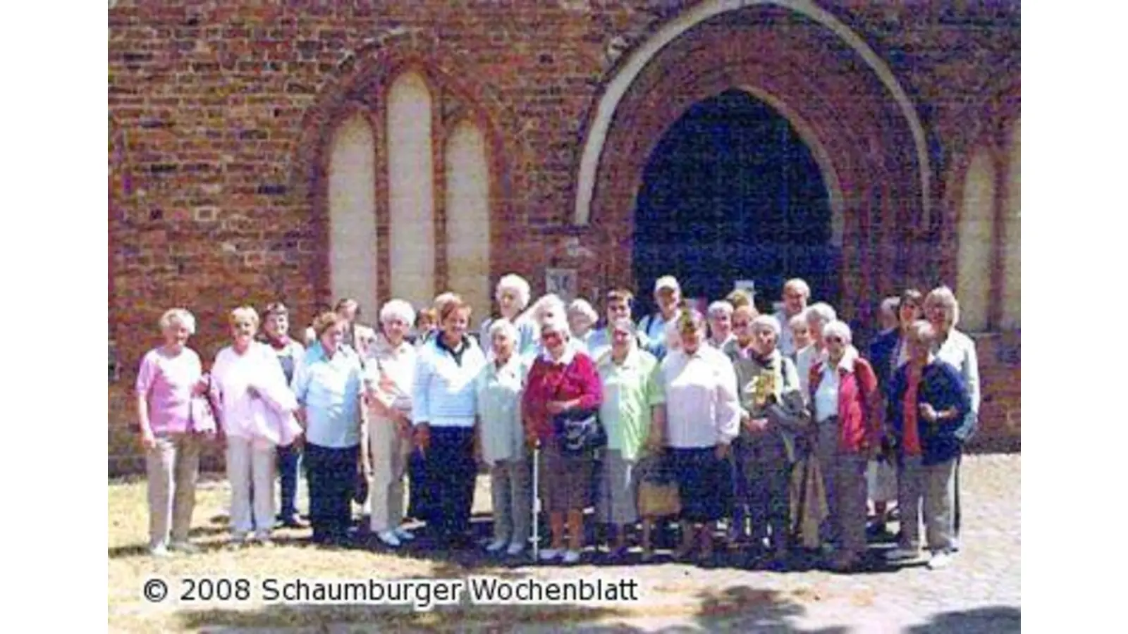 Gemeindemitglieder besuchen Salzwedel (Foto: red)