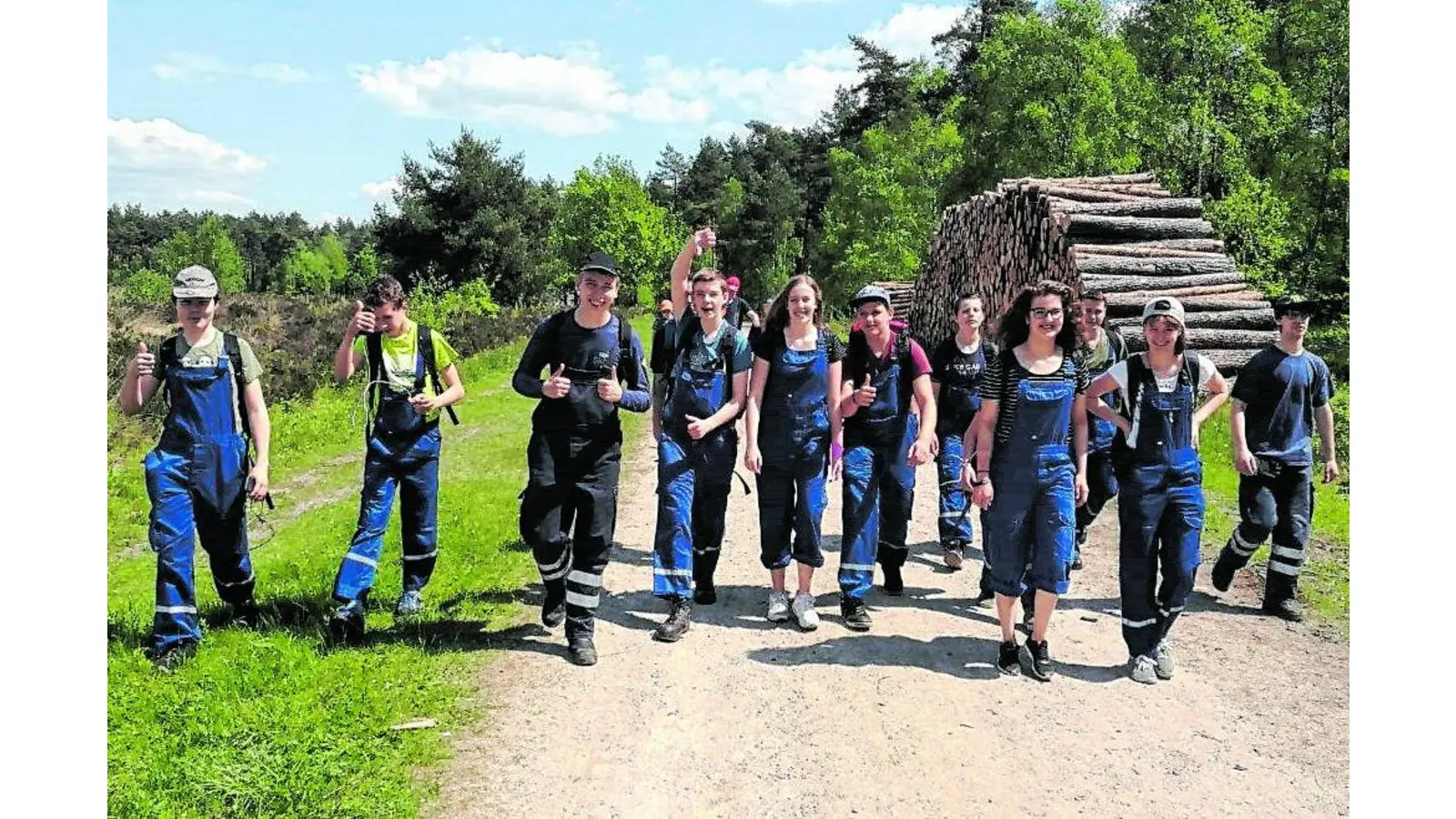 Der Schulhof wird zum Marktplatz (Foto: pp)