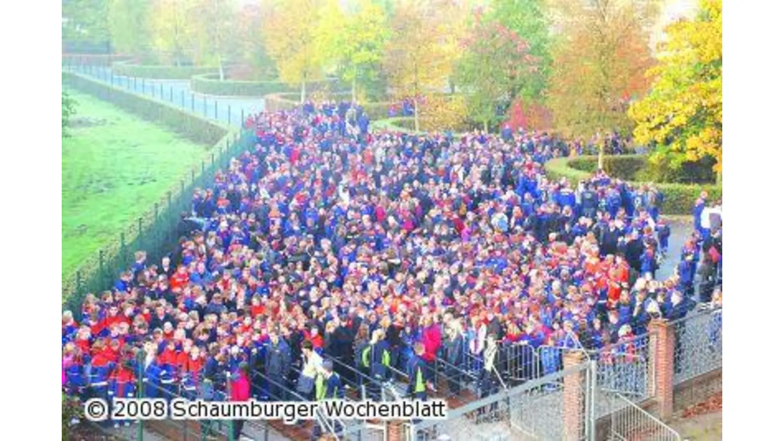 Kreisjugendfeuerwehr besucht den Aktionstag im Heide Park (Foto: ste)