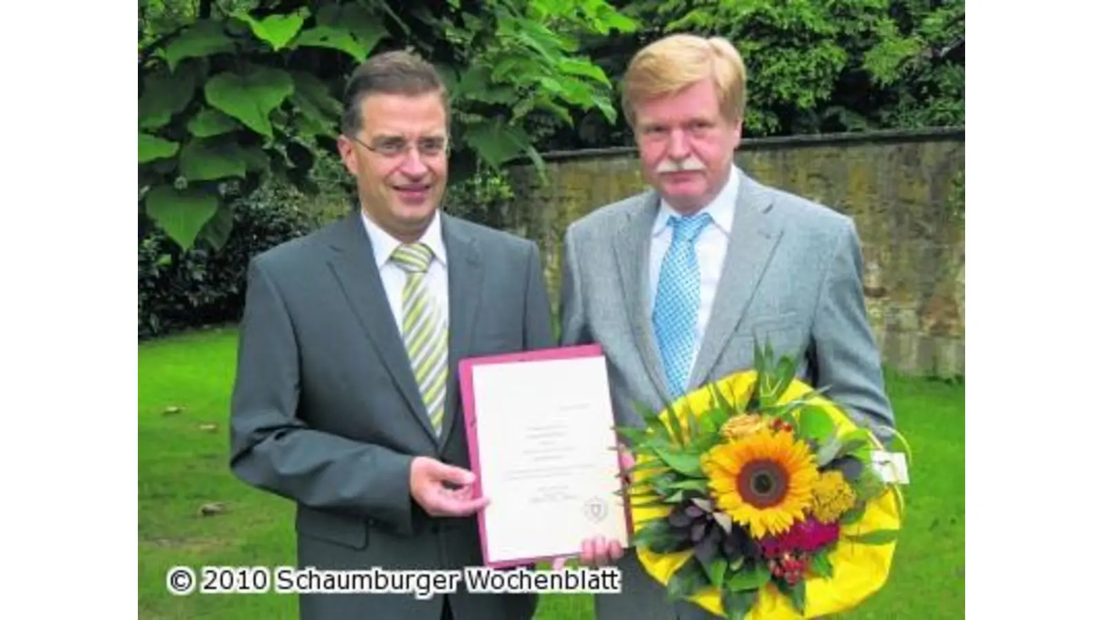 40 Jahre bei der Sparkasse (Foto: wa)