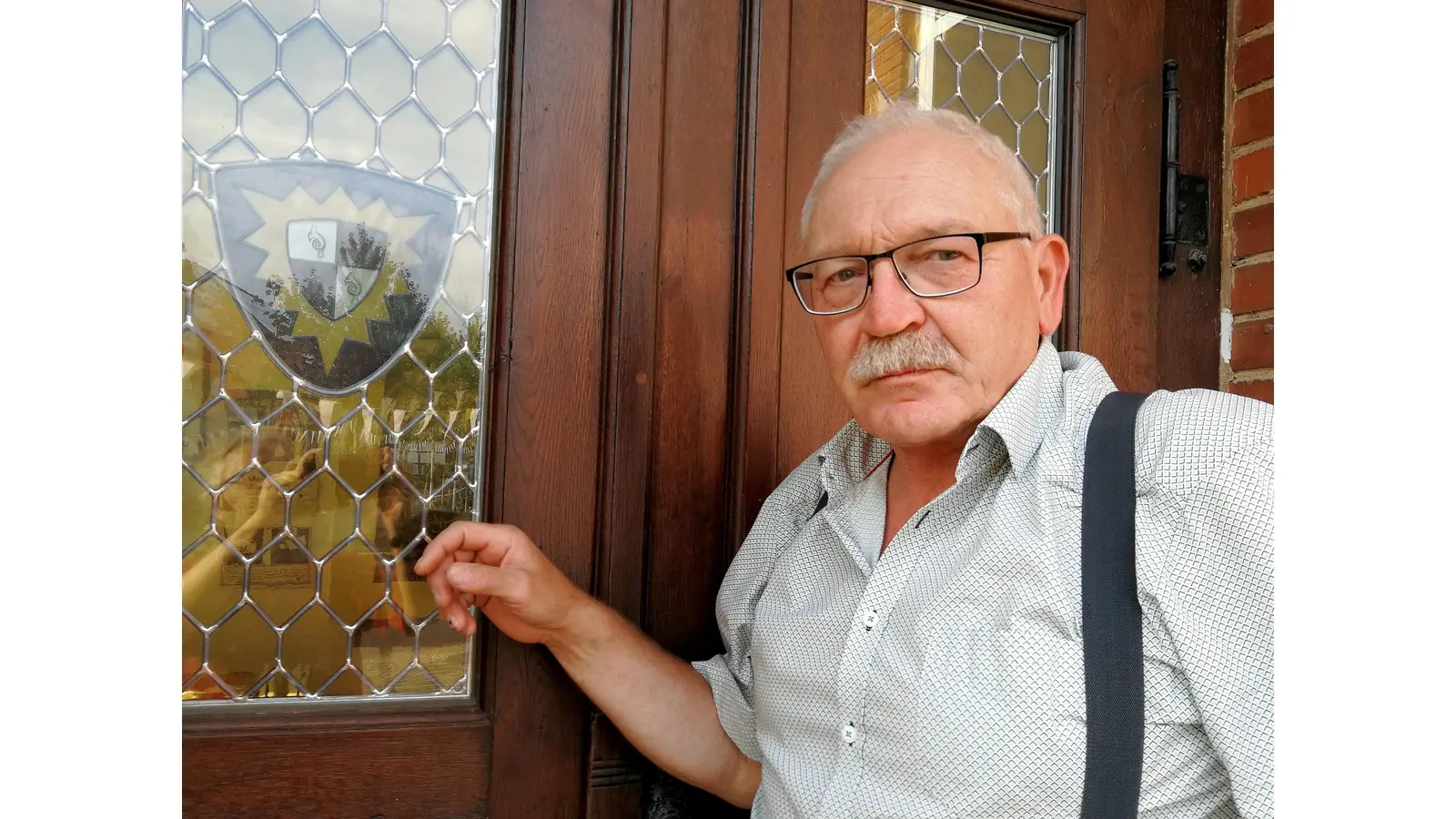 Verein für Heimatpflege und Kultur Exten e.V. Imker Bernd Kretschmer. (Foto: Christoph Ehleben)