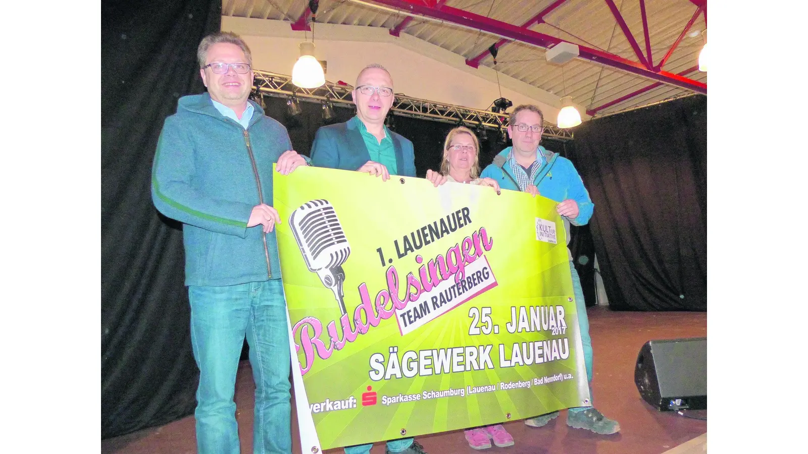 Liederklang ertönt im Massenchor (Foto: red)