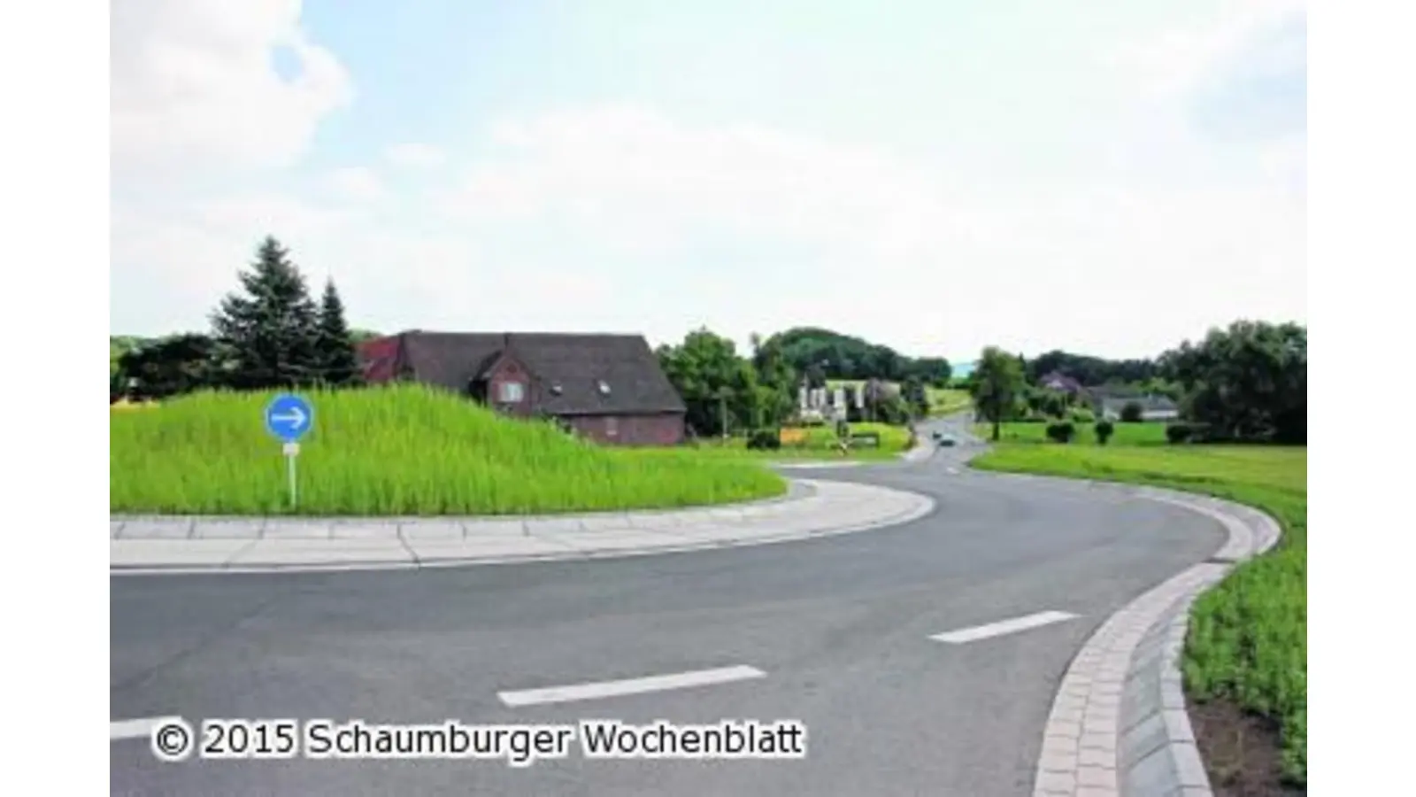 Ab sofort kann der Verkehr über die neue Kreisstraße 73 rollen (Foto: jl)