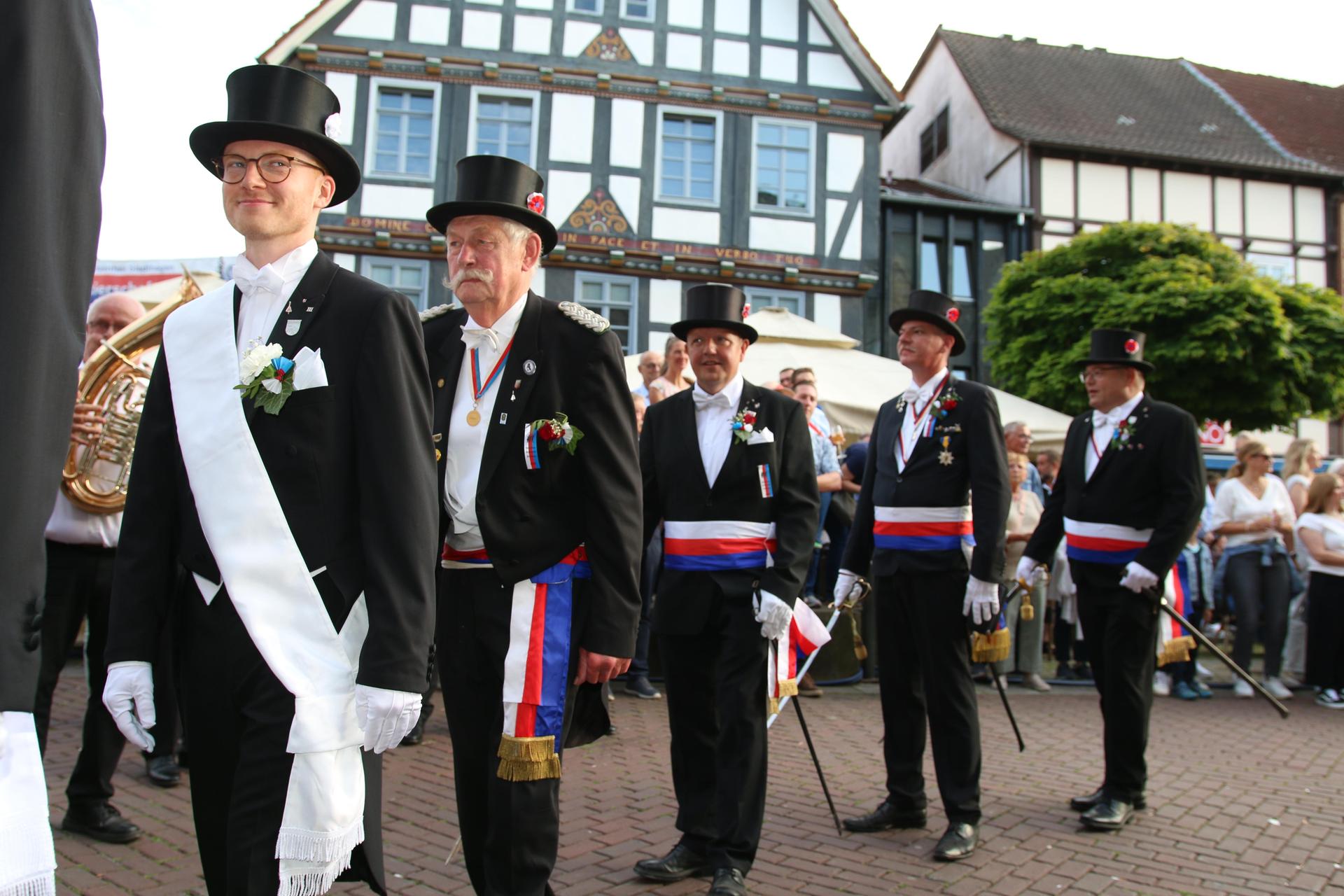 Die Stadthäger sind am Mittwoch in ihr Schützenfest eingestiegen.  (Foto: bb)