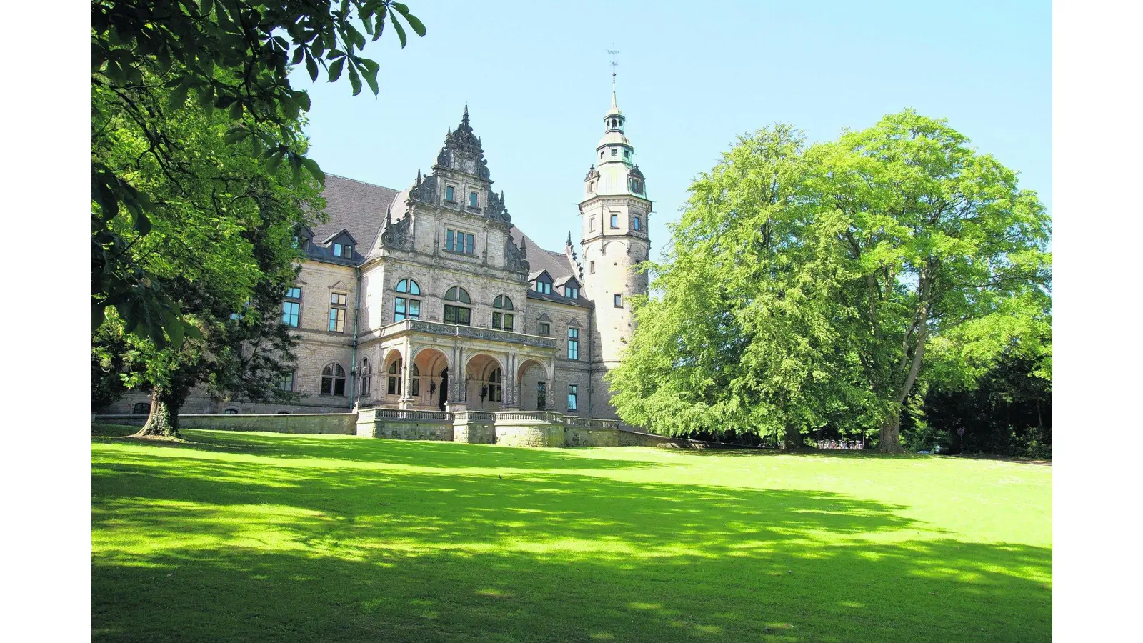 Vom Residenzschloss bis zum historischen Segelflugzeug (Foto: bb)