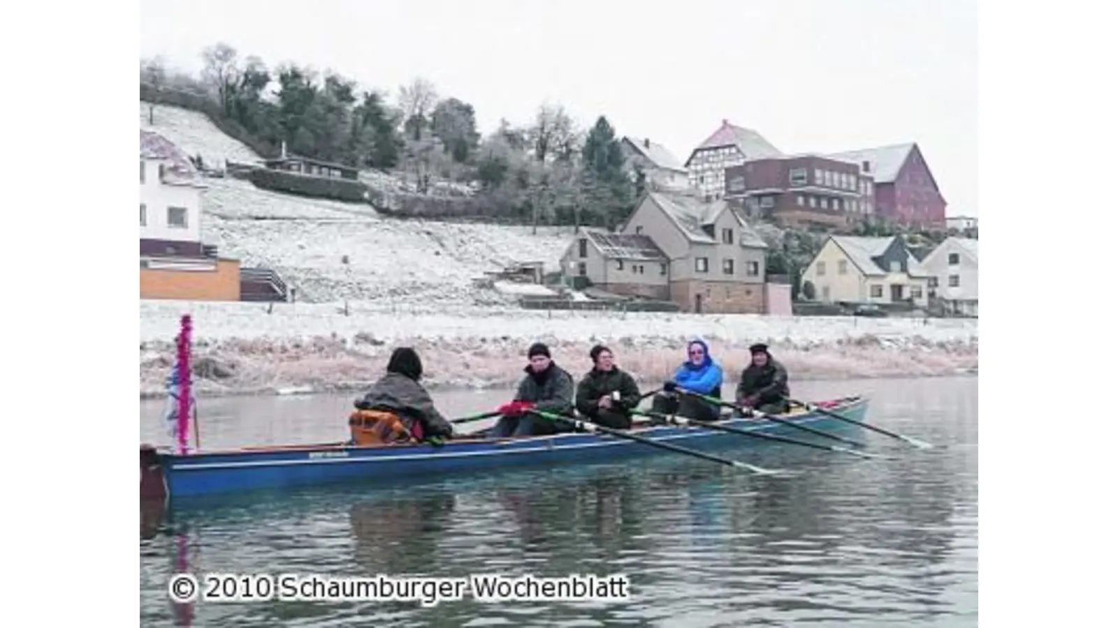 Ruderer sind auch im Winter auf der Weser (Foto: ste)