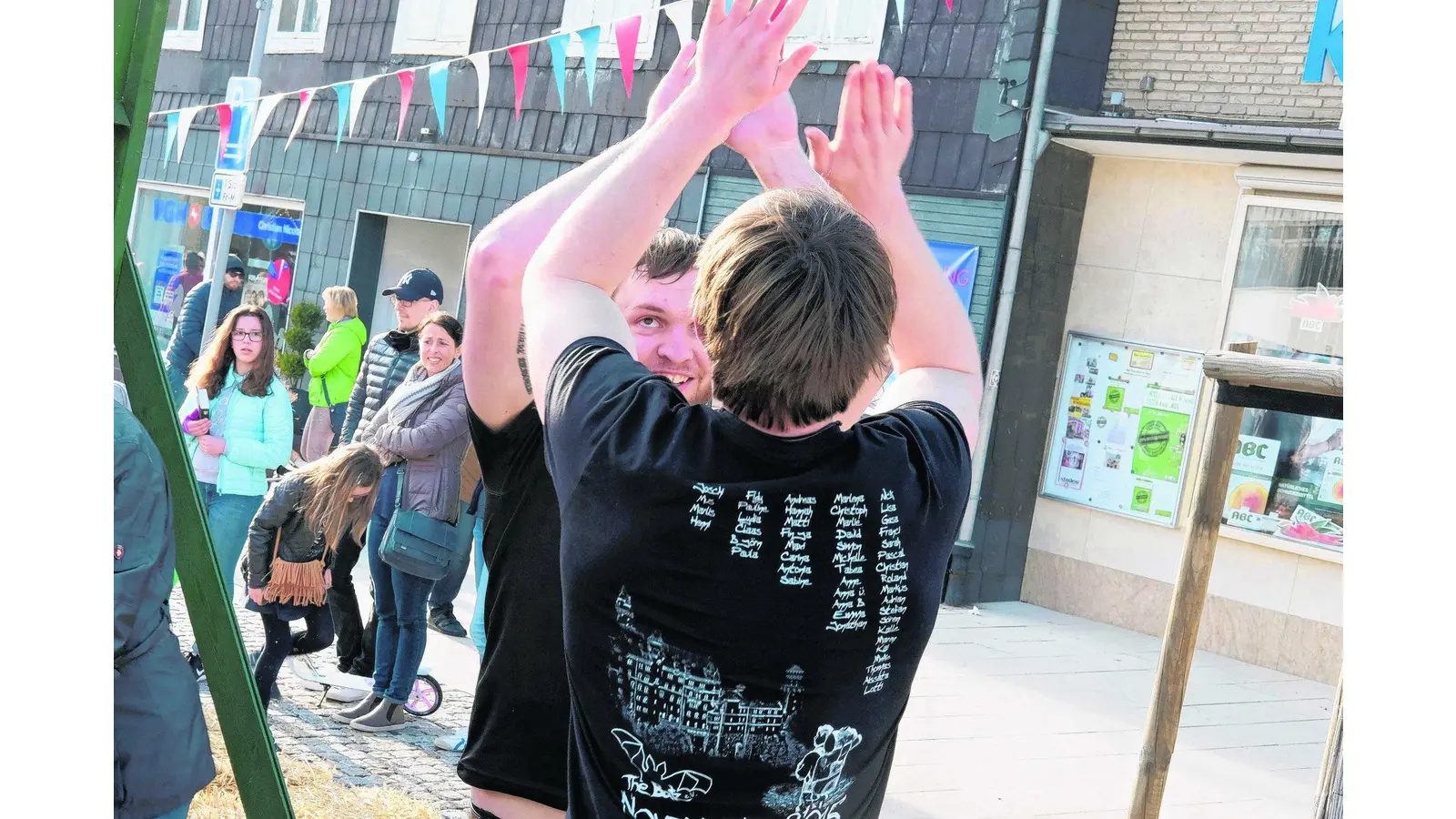 Blutsauger besiegen Blitze (Foto: red)