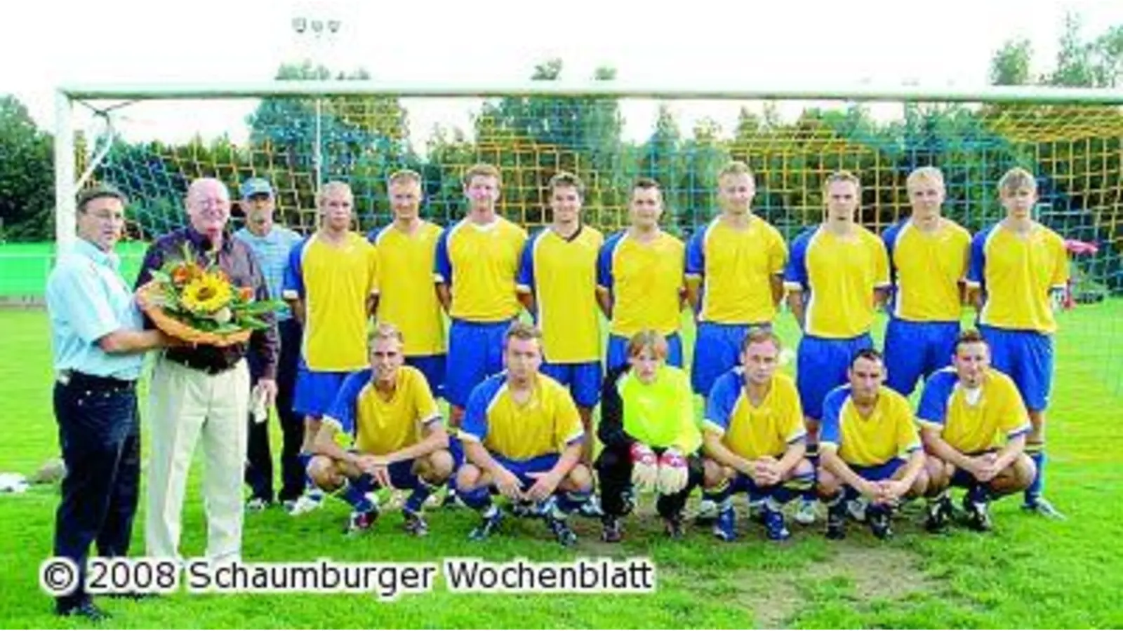 Trikots in Traditionsfarben (Foto: red)