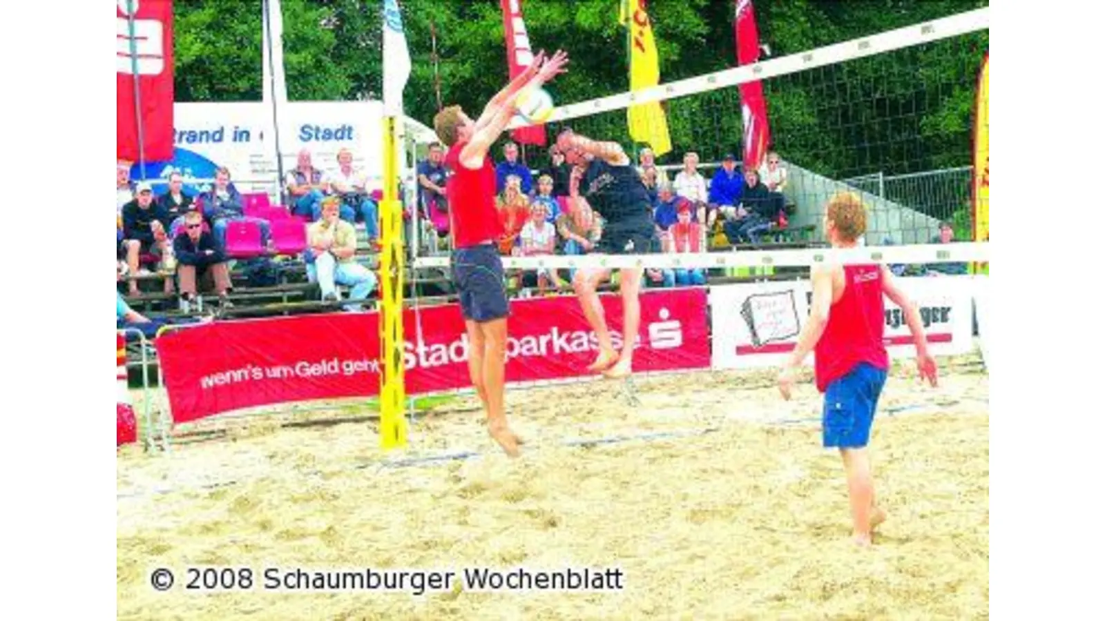 Auf der Badeinsel wird gebaggert (Foto: red)