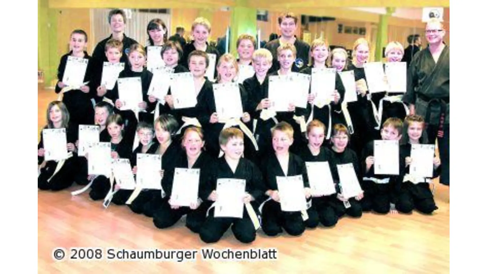 Stark und sicher nach bestandener Gewaltprävention (Foto: ste)