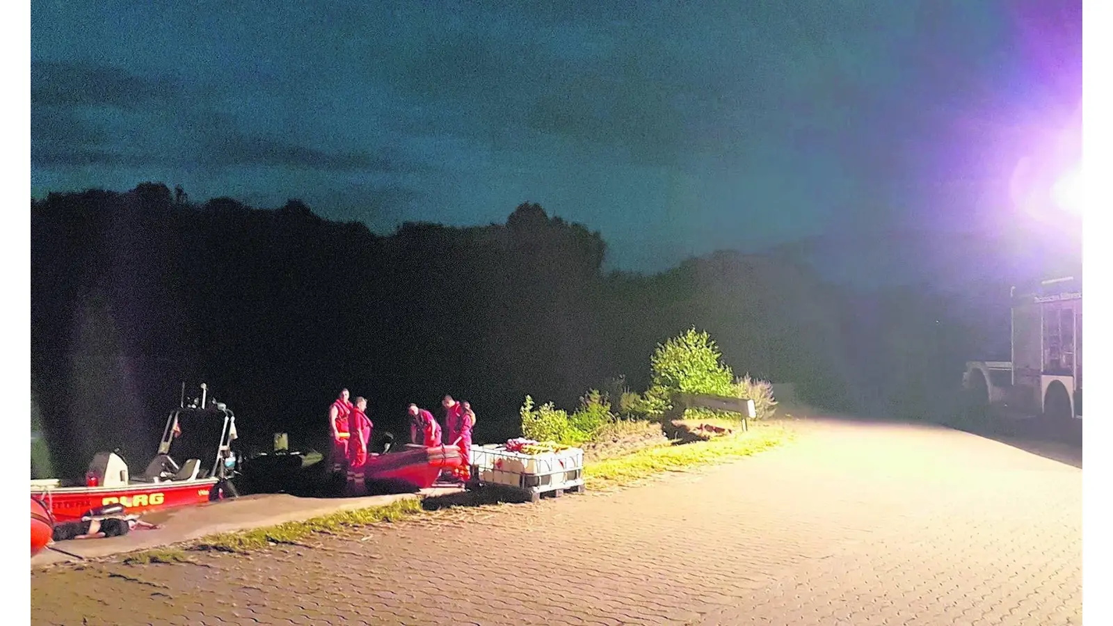 Gemeinsame Übung von DLRG und THW (Foto: red)