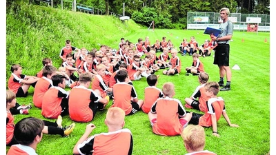 Ferien-Fußballschule  begeistert 64 Kinder (Foto: pp)