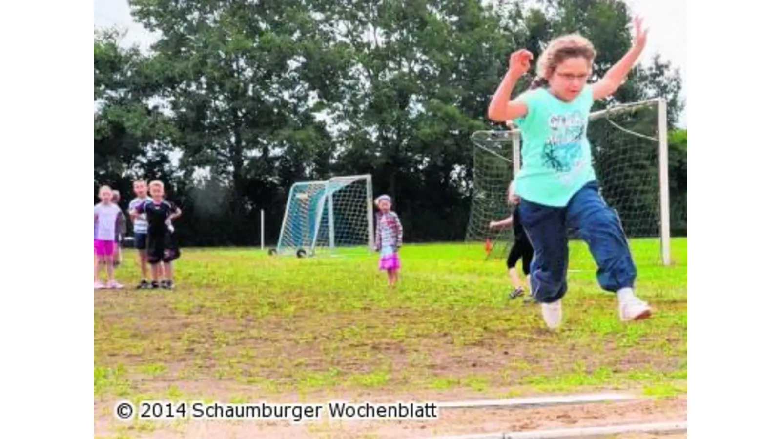 Zwei Runden um den Sportplatz drehen (Foto: red)