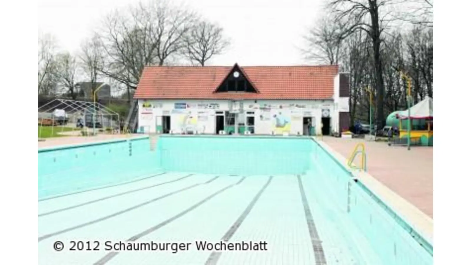 Das Sonnenbrinkbad-Team spuckt kräftig in die Hände (Foto: bb)
