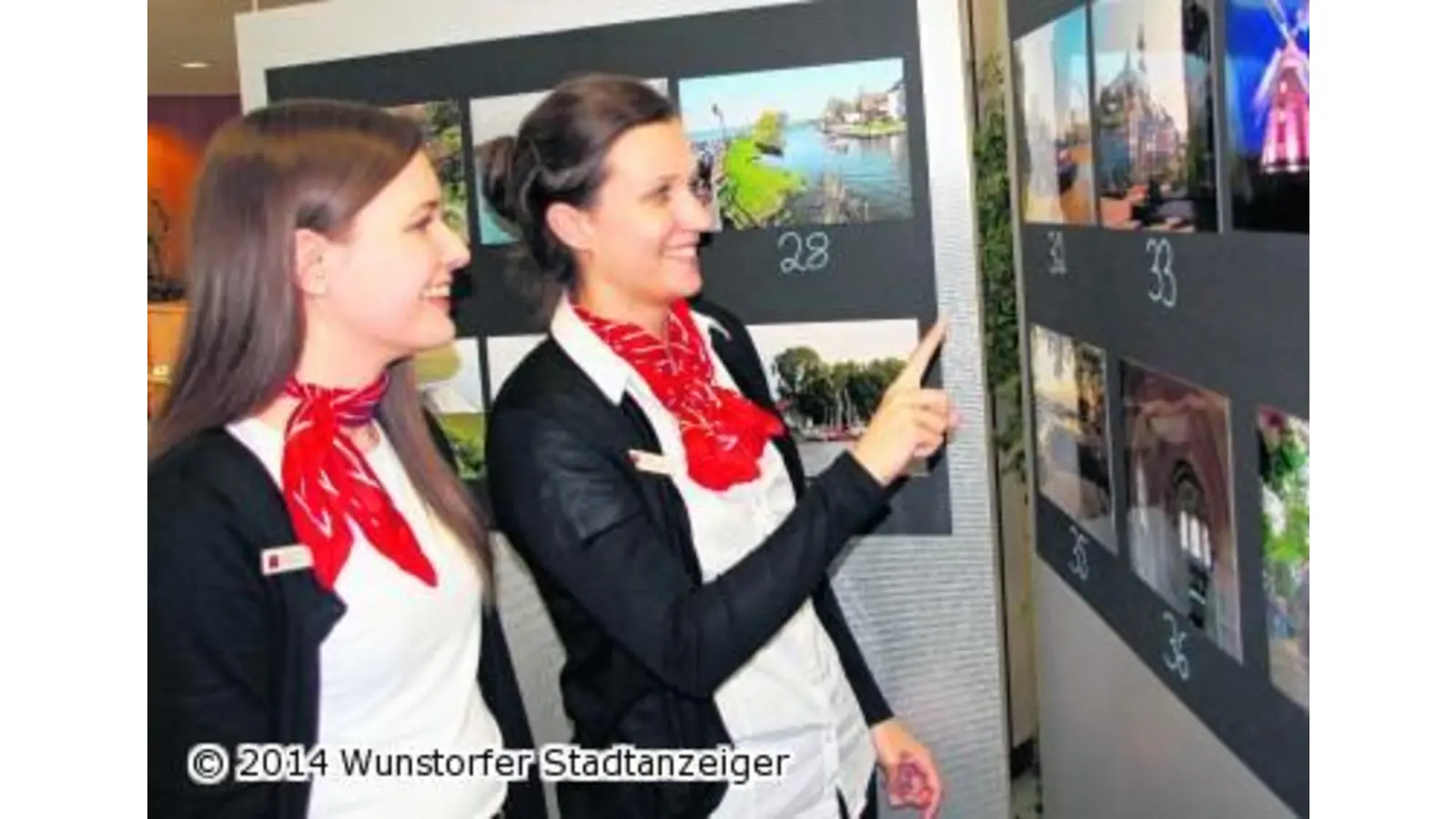 Abstimmen über die Motive (Foto: ew)