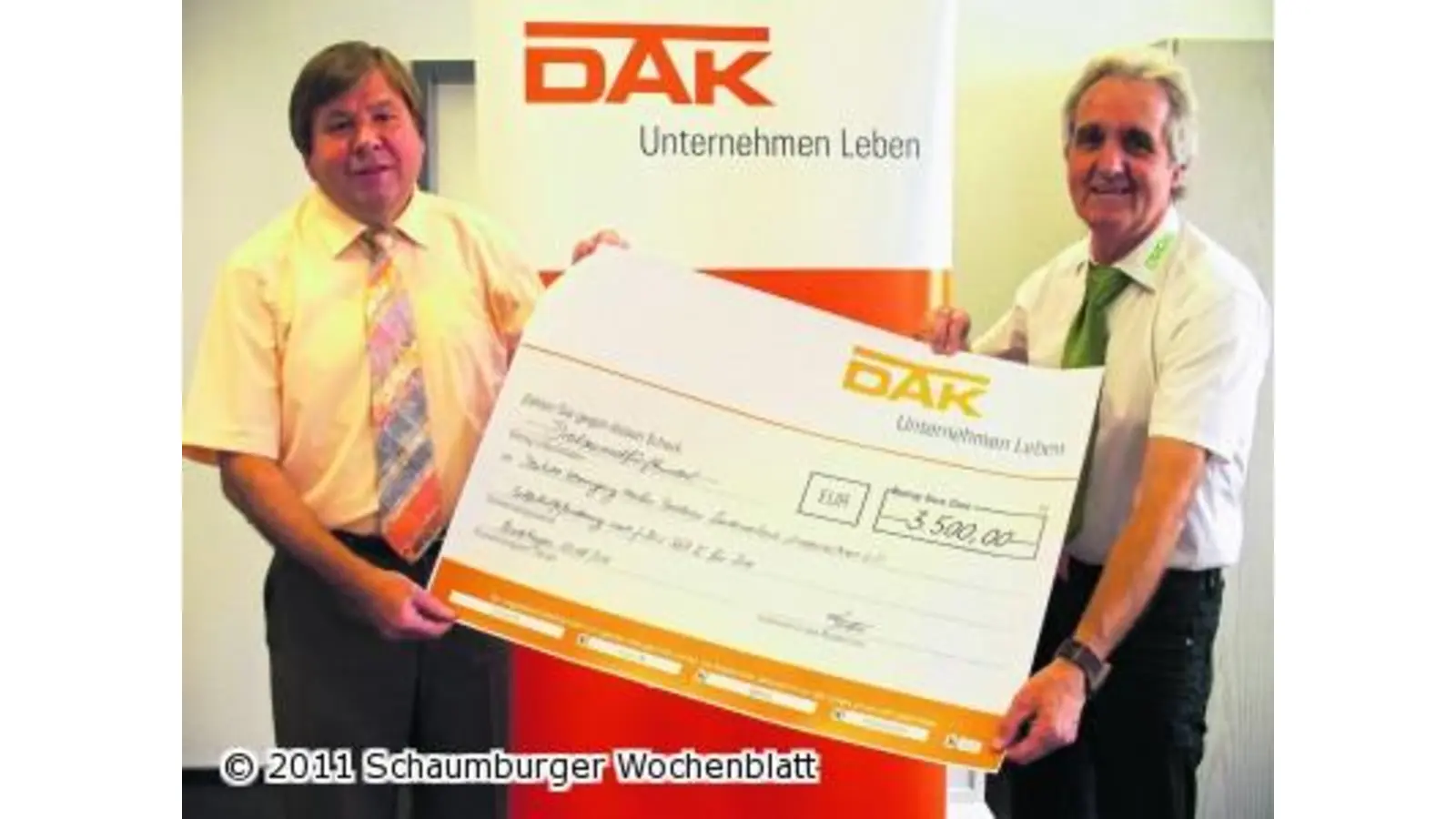 Willkommene Geldspritze für den guten Zweck (Foto: hb)