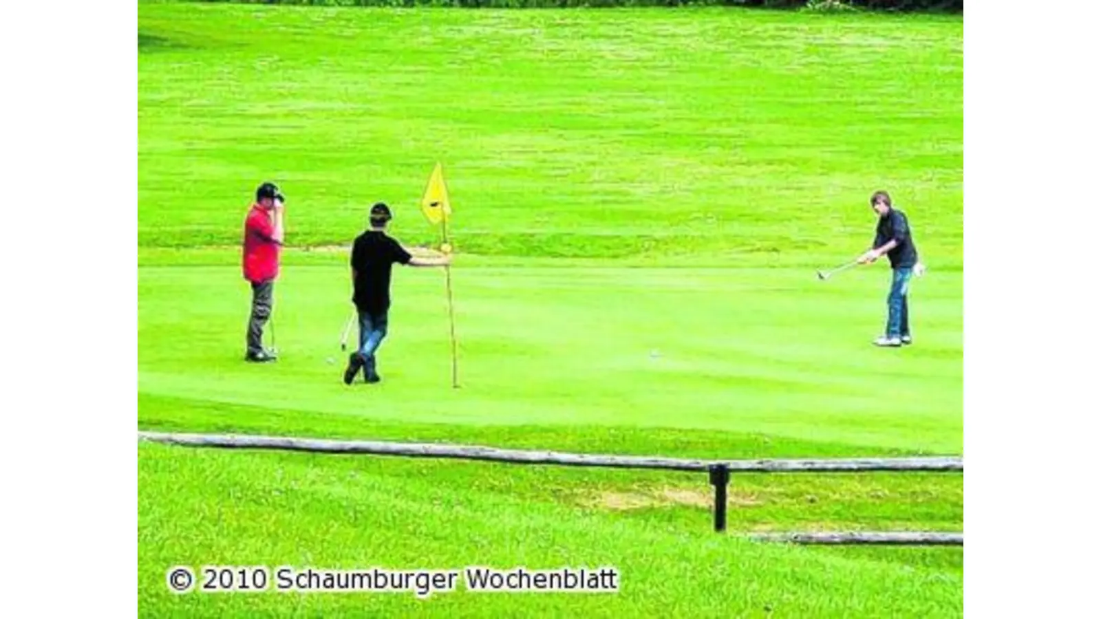 Junge Golfer zeigen gute Leistungen in Obernkirchen (Foto: em)