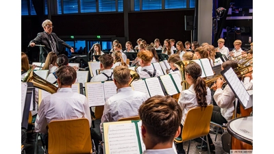 Das Sommerkonzert des Ratsgymnasiums begeistert 550 Zuhörer.  (Foto: Peter Meyer)