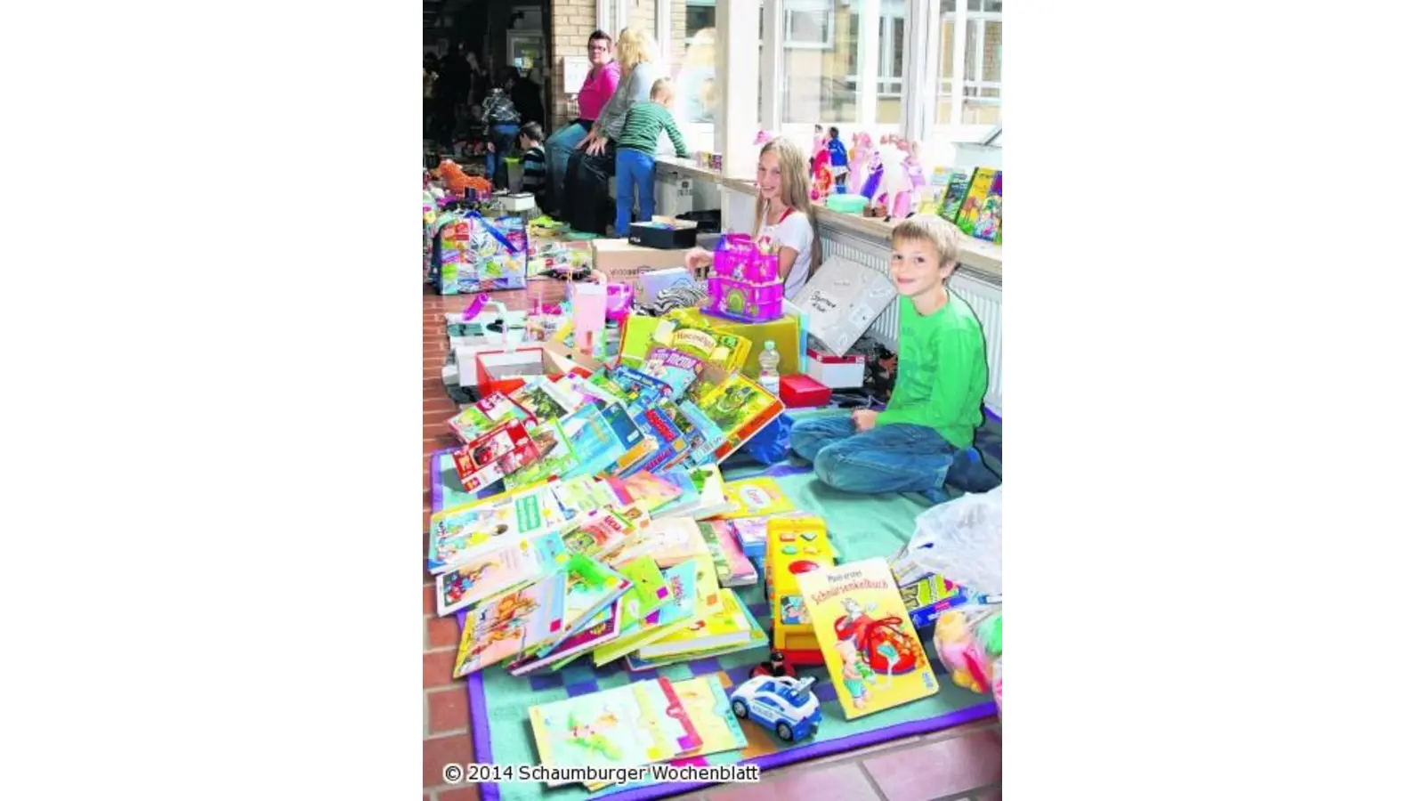 30 Verkäufer beim Flohmarkt (Foto: pp)