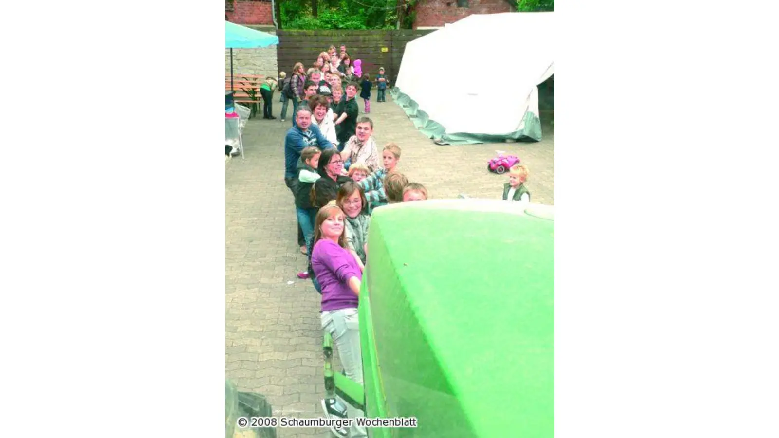 Ein Trecker kommt ins Rollen (Foto: al)