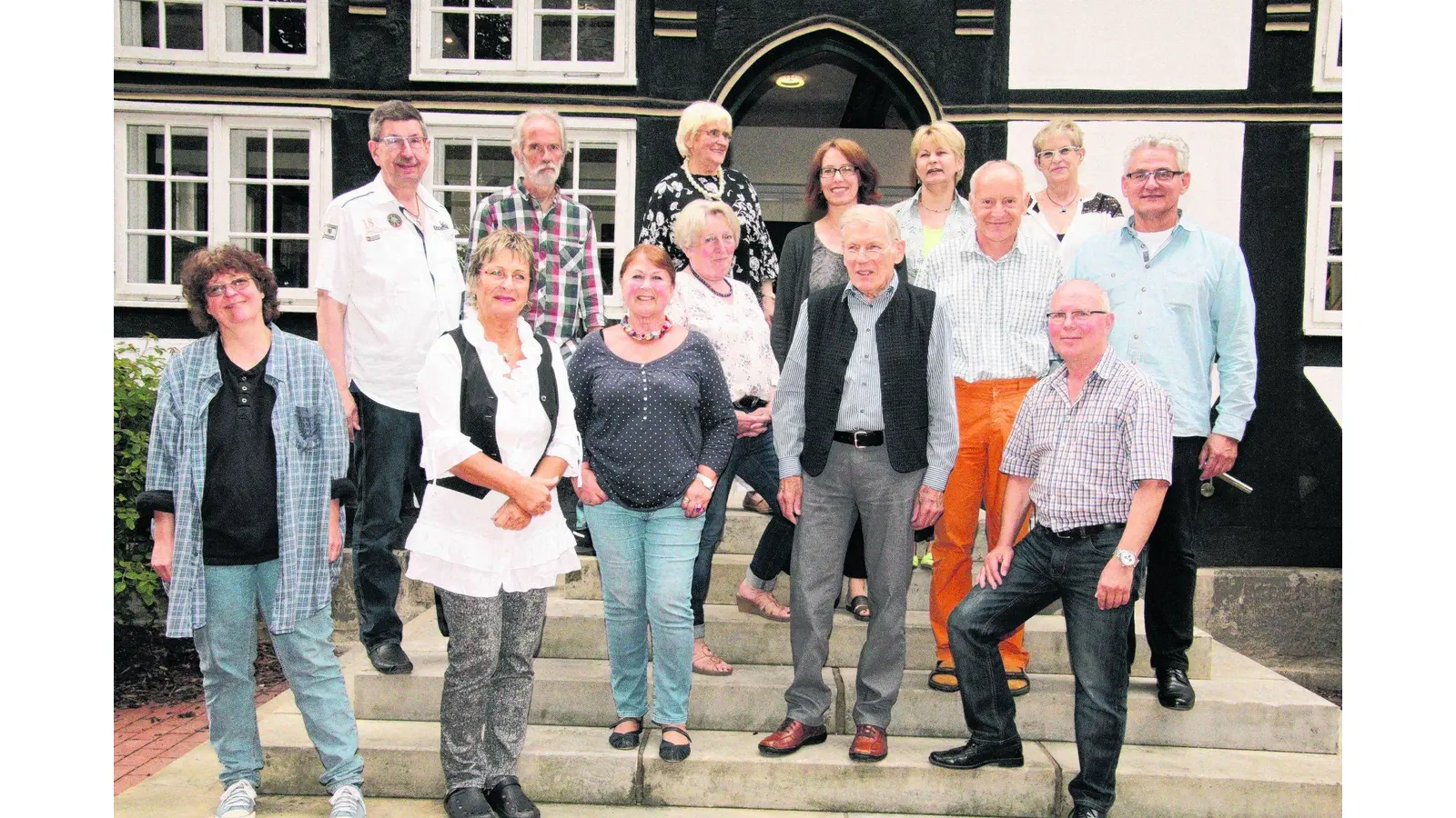 13 kreative Köpfe stellen aus (Foto: gi)