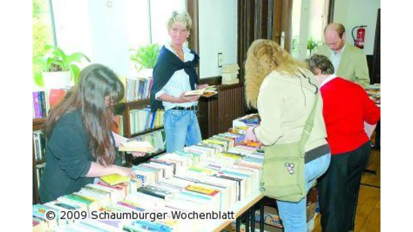 Tausend Bücher warten auf Leser (Foto: red)