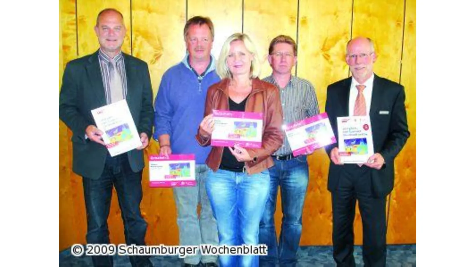 Richtig Energie sparen Sparkasse überreicht Gutscheine für Thermografieaufnahmen an drei Gewinner (Foto: rp)