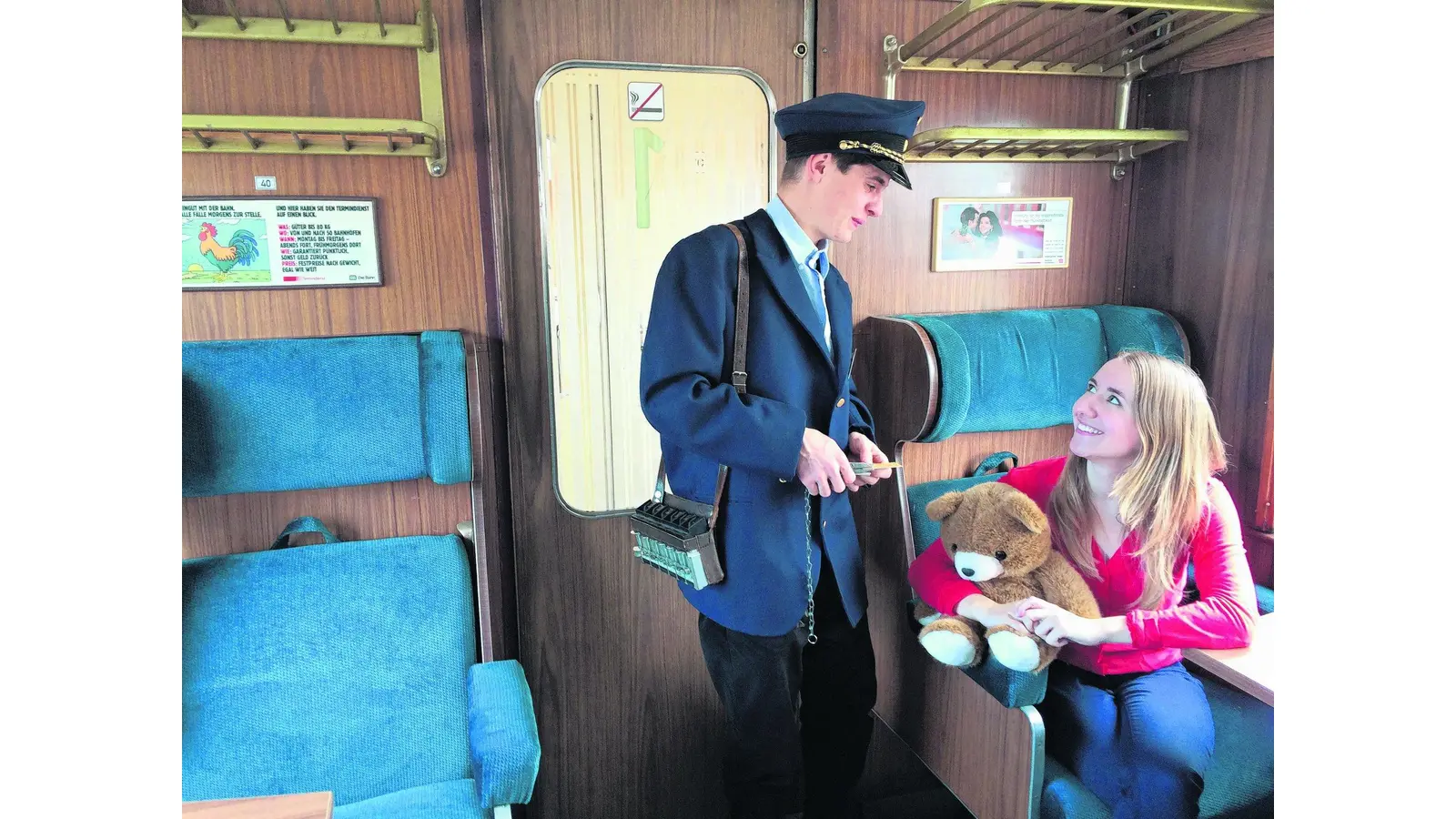 Mit dem Teddybär durch den Herbst (Foto: ste)
