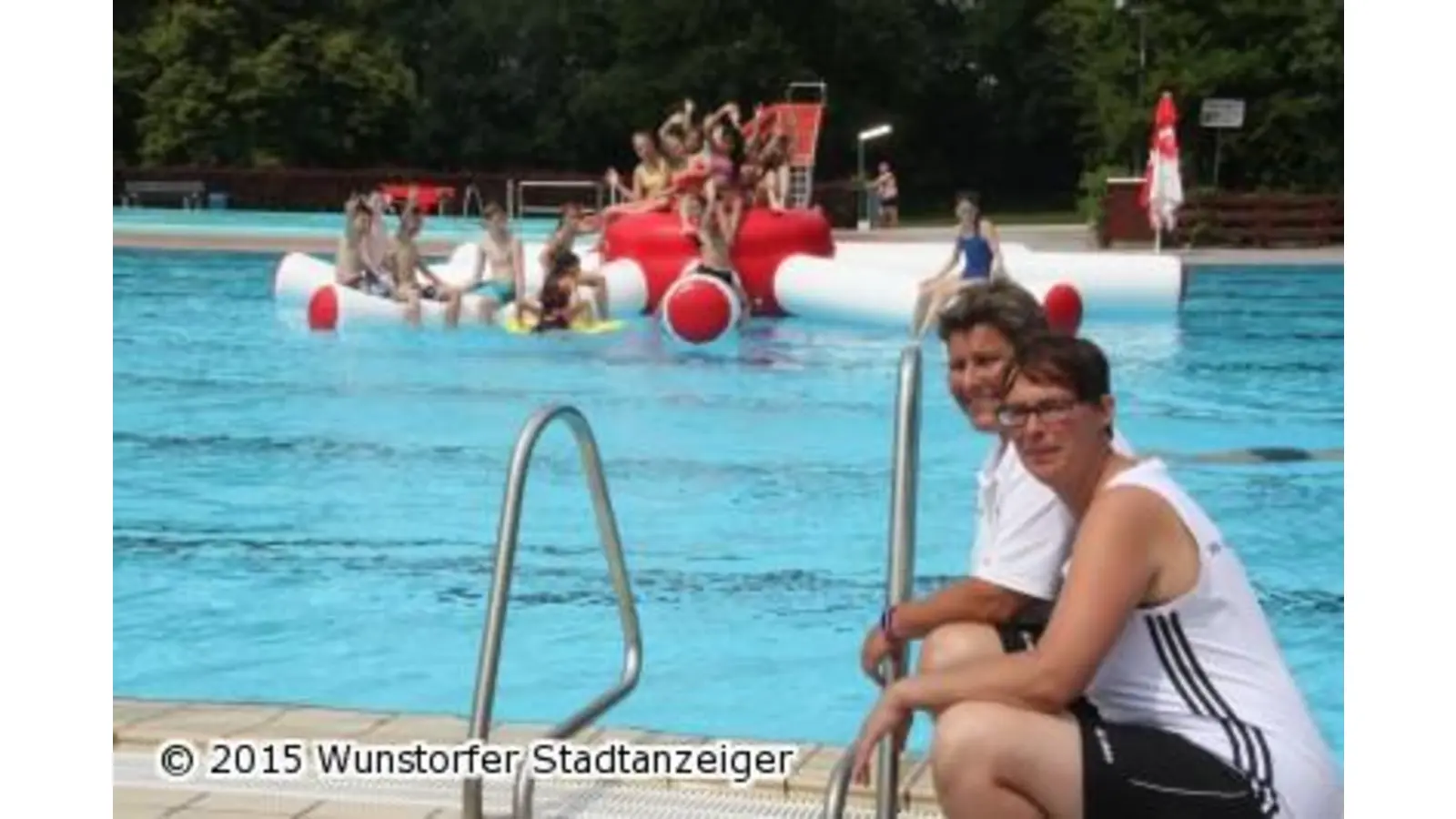 Badeparty hätte mehr Besucher verdient gehabt (Foto: gi)
