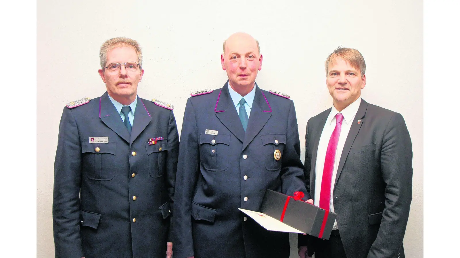 Dank für langjährigen Einsatz (Foto: bb)