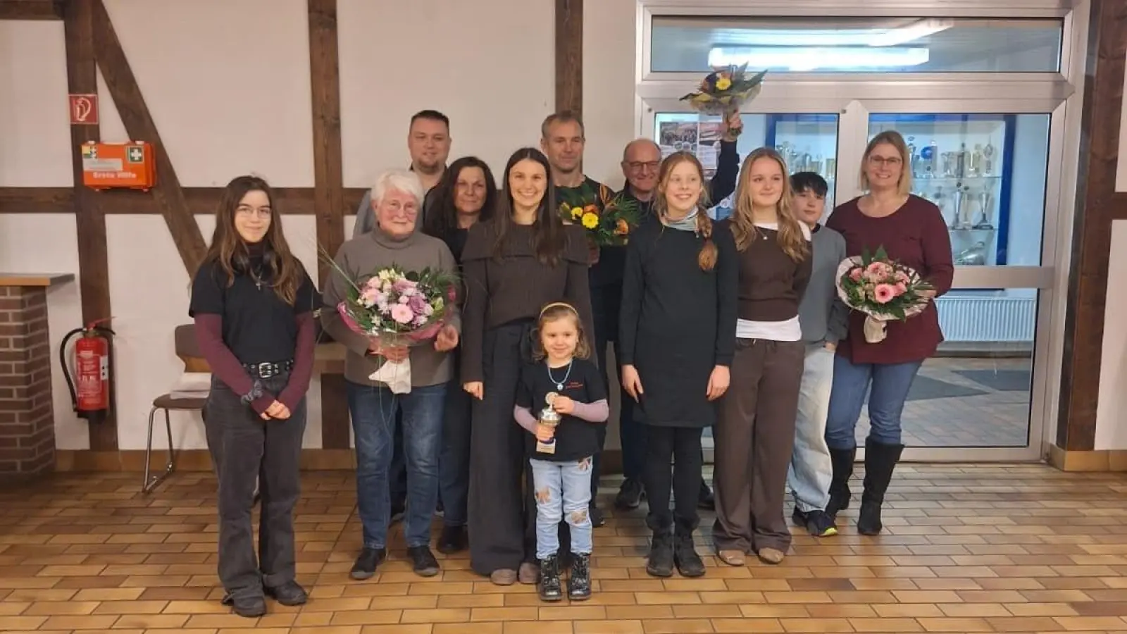 Die DLRG kann eine ganze Reihe von Mitgliedern und Helfern ehren.  (Foto: privat)