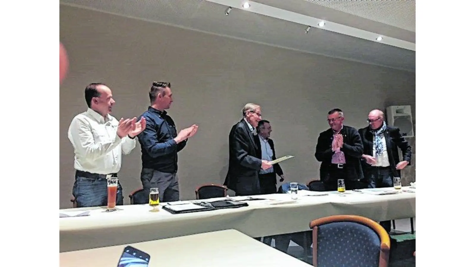 Vorsitzender gibt sein Amt in jüngere Hände (Foto: bb)