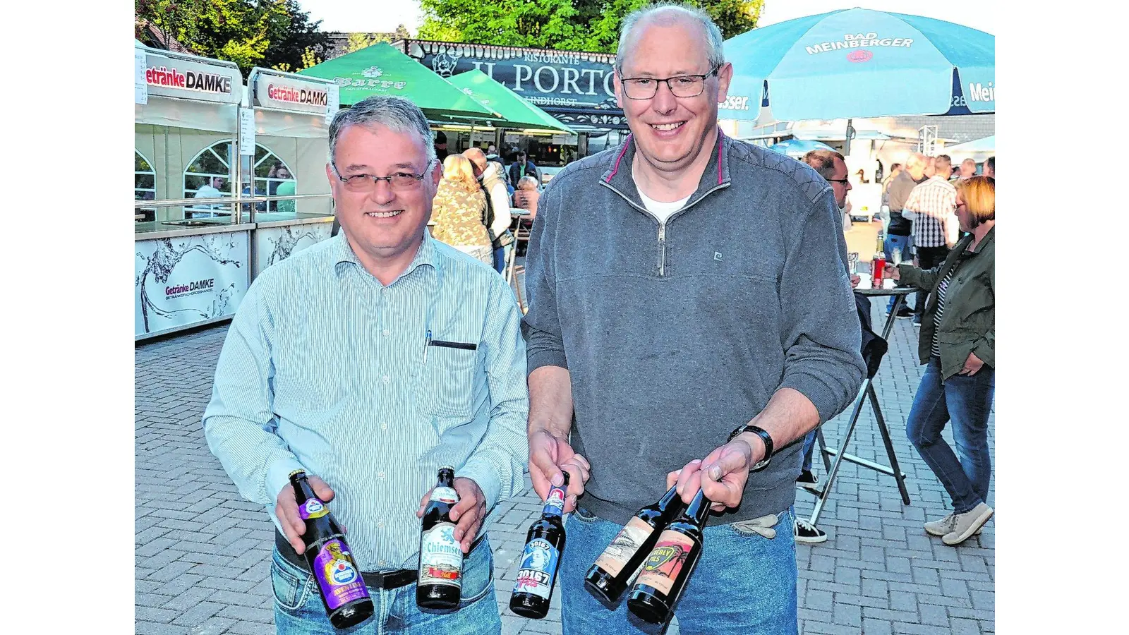 Die Taler gehen weg wie warme Semmeln (Foto: bt)