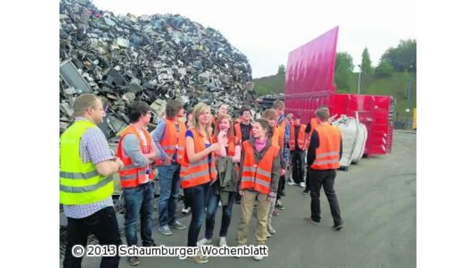 Jugendliche lernen hier die Kunst des Recyclings kennen (Foto: km)