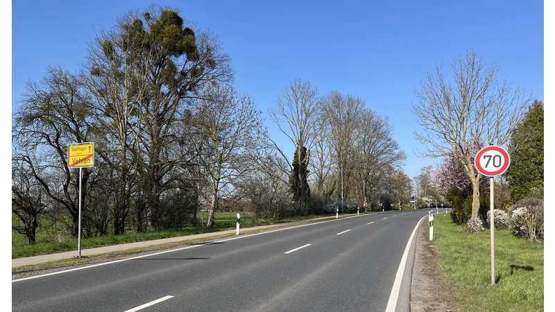 Die B65 wird von Vehlen bis zur Einmündung Obernkirchen wird am 5. Dezember nach umfassender Sanierung wieder in Gänze freigegeben.  (Foto: nd)