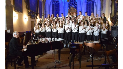 Der neue von Schülern initiierte Chor greift die Tradition von Abi-Chören des Gymasium Ernestinum wieder auf.  (Foto: ste (Archiv))