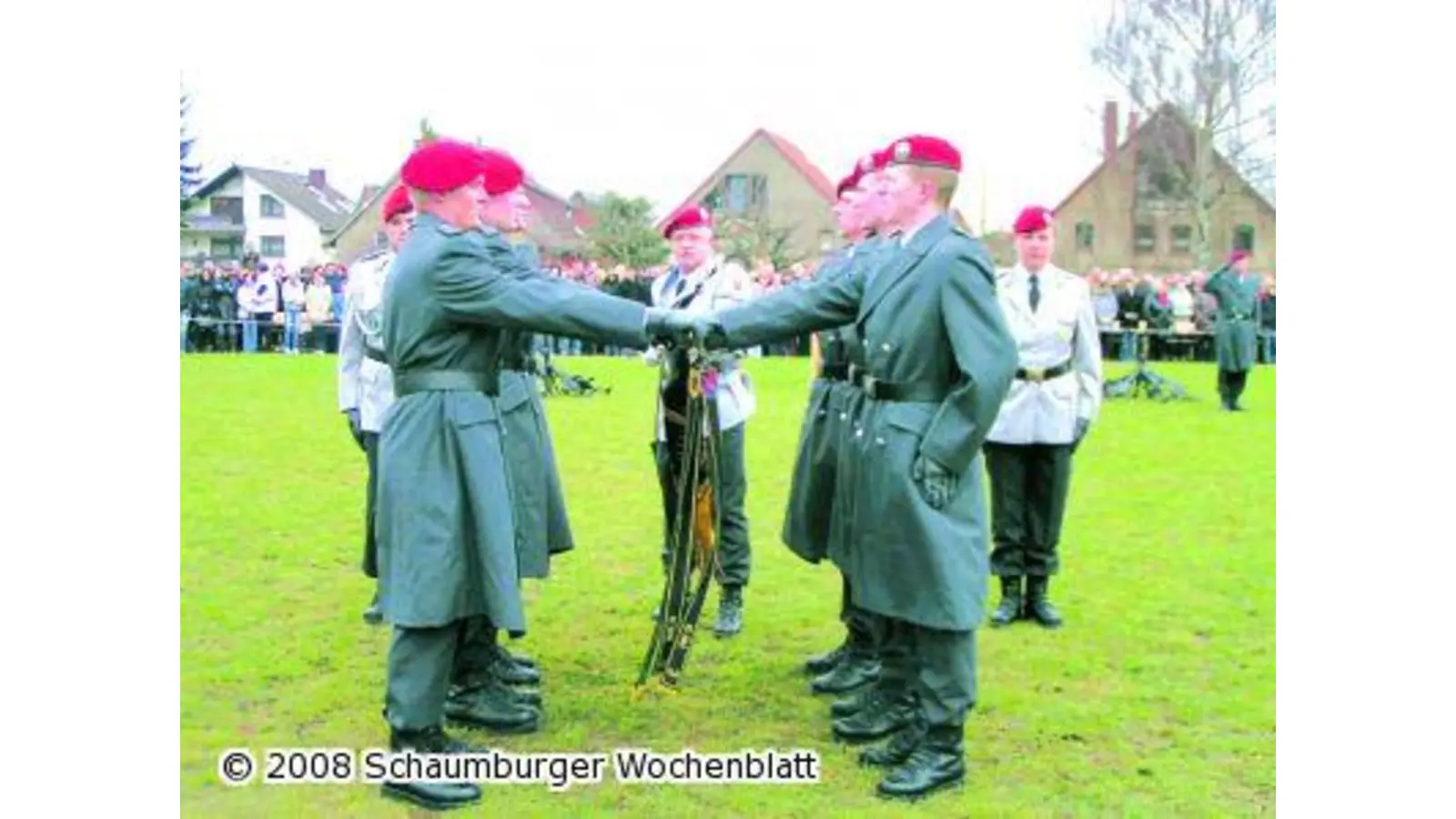 Rekruten lernen Kameradschaft und die Hilfsbereitschaft kennen (Foto: red)