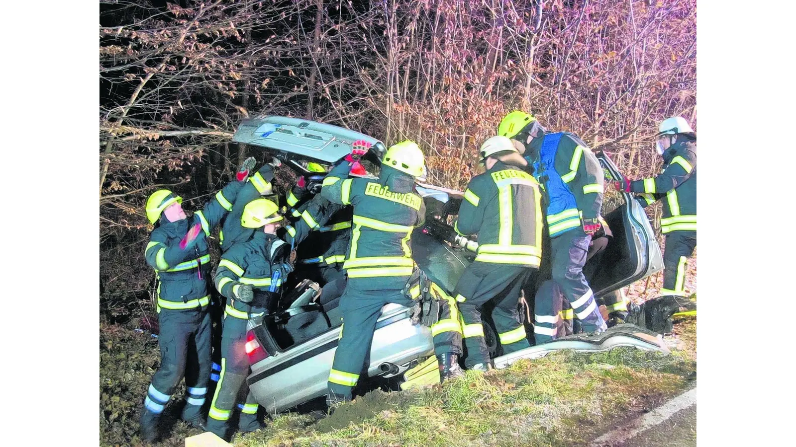 Eine lange Nacht für die Einsatzkräfte (Foto: em)
