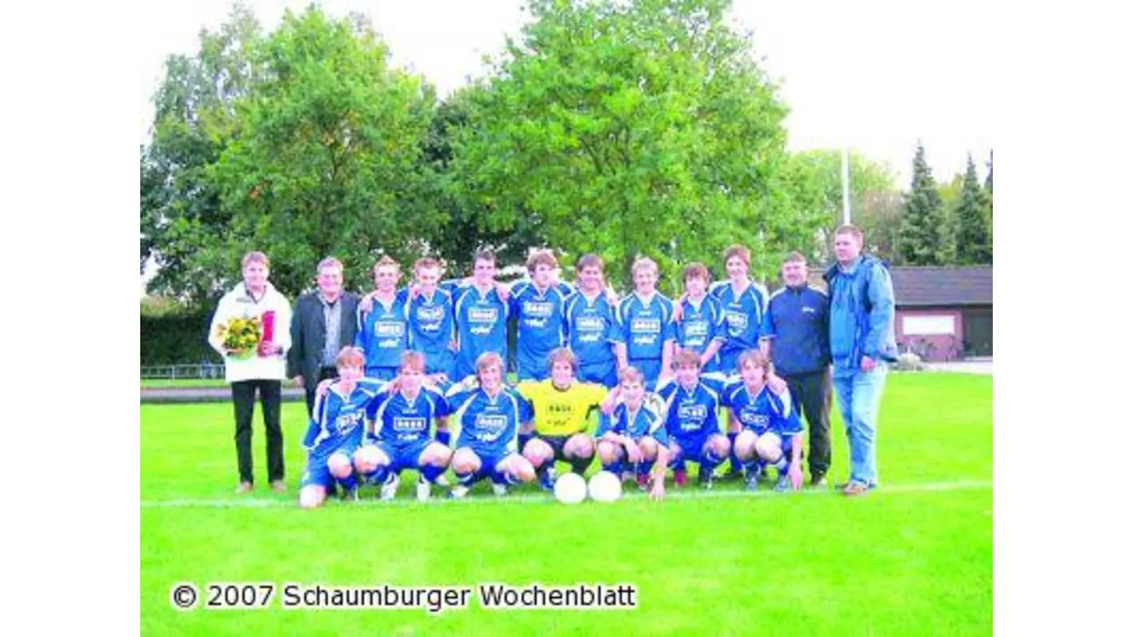 A-Jugend mit neuen Trikots ausgestattet (Foto: red)