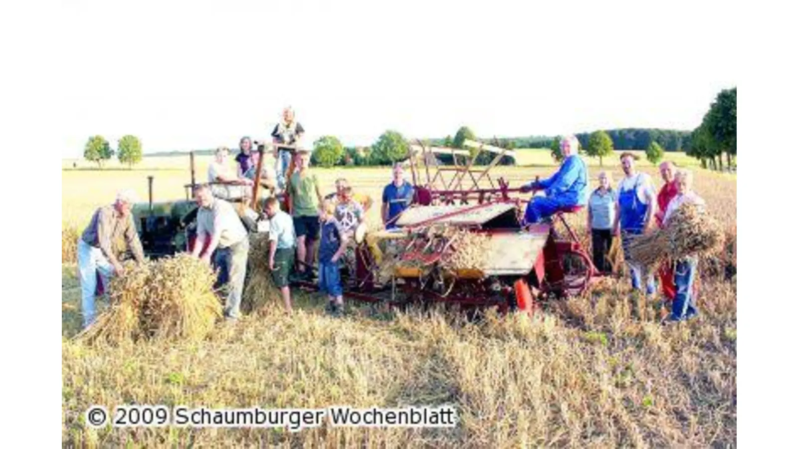 Sechs Erntewagen nehmen am Umzug teil (Foto: tt)