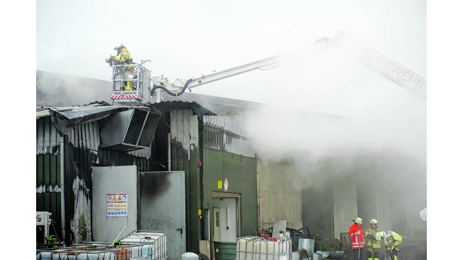 Riegelstellung verhindert Ausbreitung der Flammen (Foto: red)