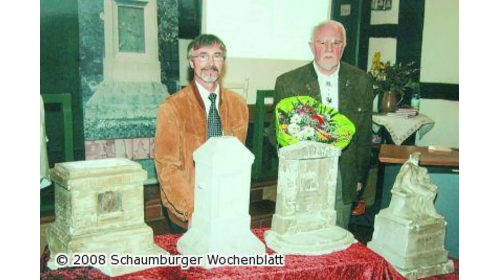 Verehrer haben Busch-Denkmal finanziert (Foto: wtz)