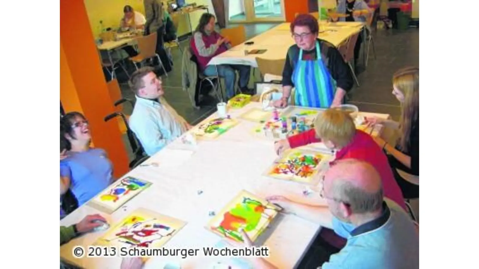 Großer Malspaß als ein kreatives Miteinander (Foto: em)