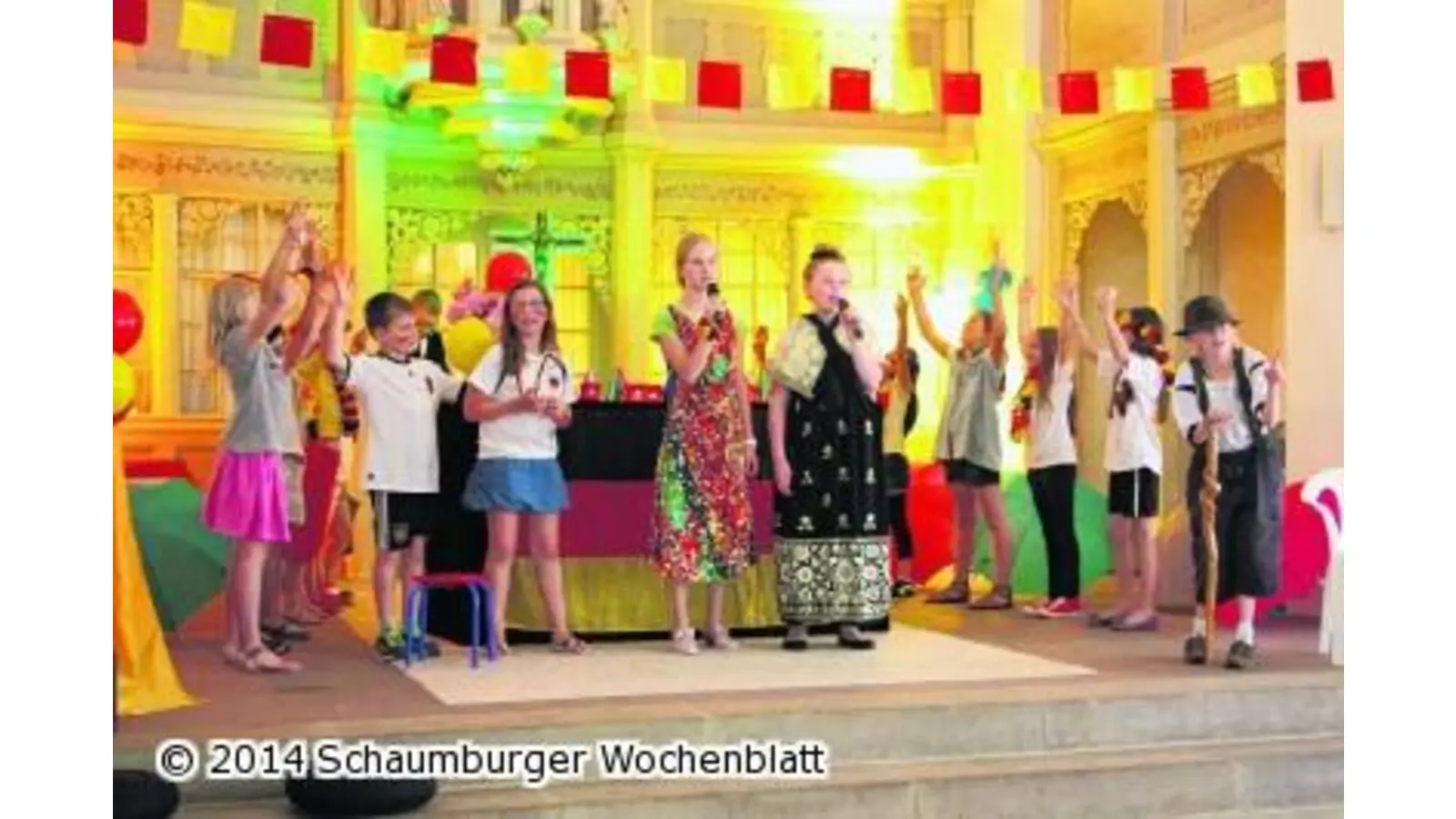 Unerwartete Gäste bereichern das Fest (Foto: jl)