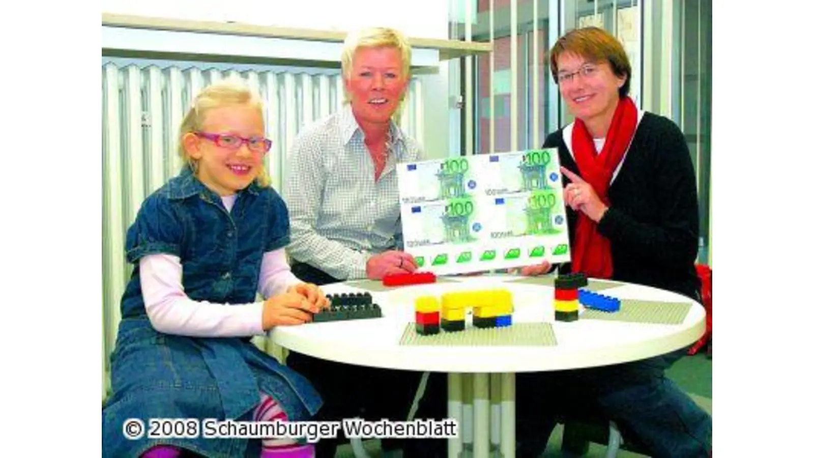 AOK spendet 400 Euro für Kindergarten (Foto: wtz)