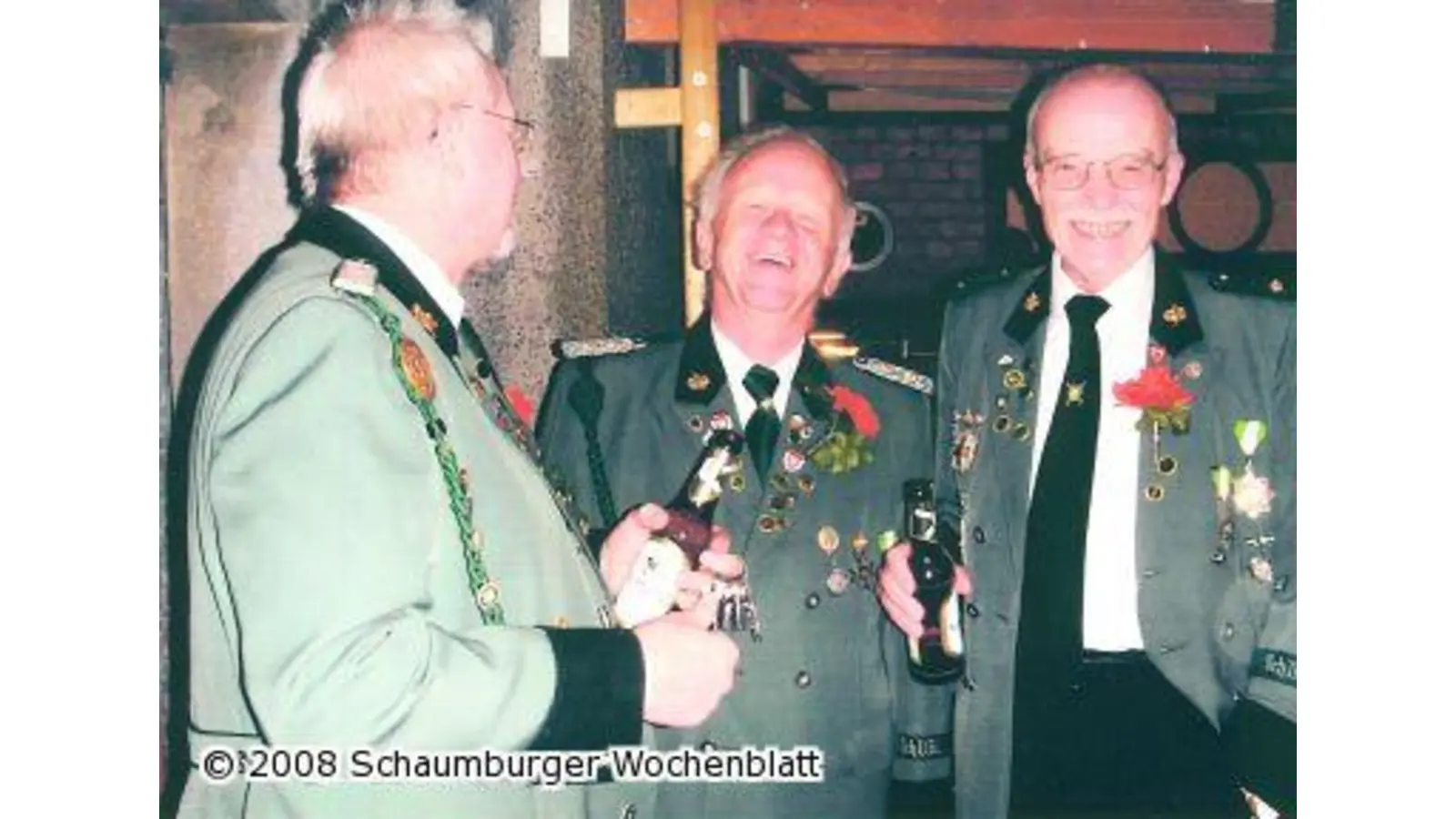 Schützen feiern ausgelassen (Foto: cd)
