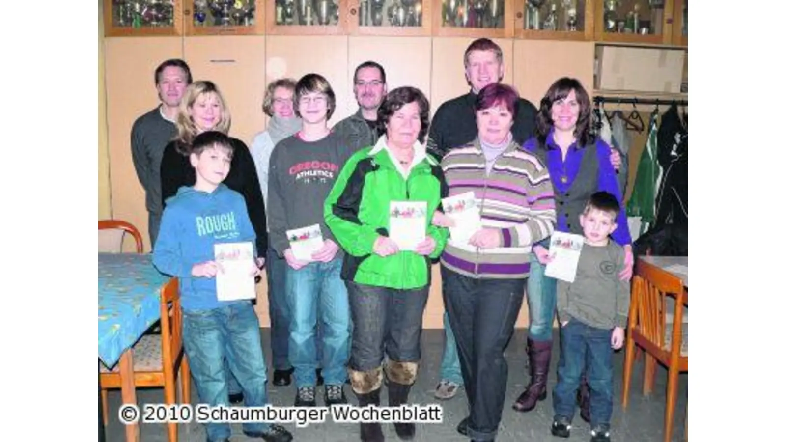 Zehn Sportler in drei Generationen (Foto: al)