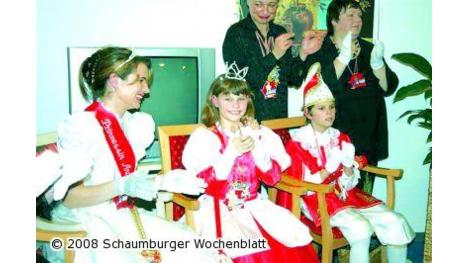 Weserspucker-Jecken überraschen Senioren (Foto: hb)