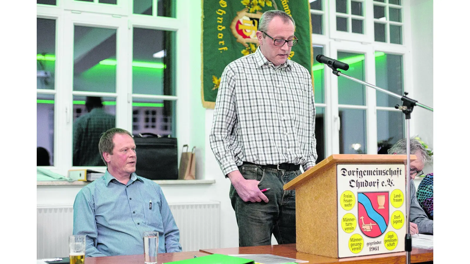 Bock und Lattwesen tauschen Rollen (Foto: jl)