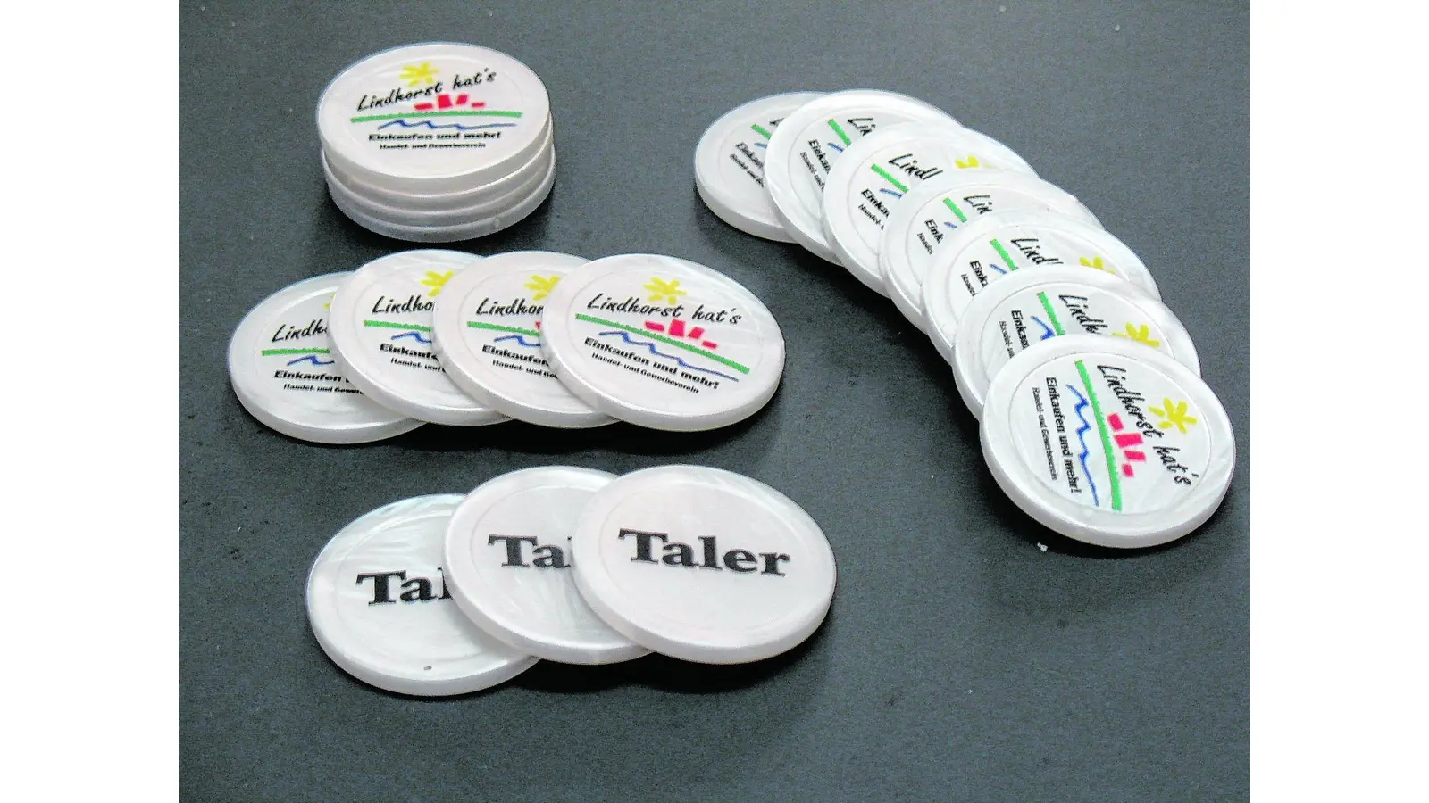 Taler gehen weg wie warme Semmeln (Foto: bt)